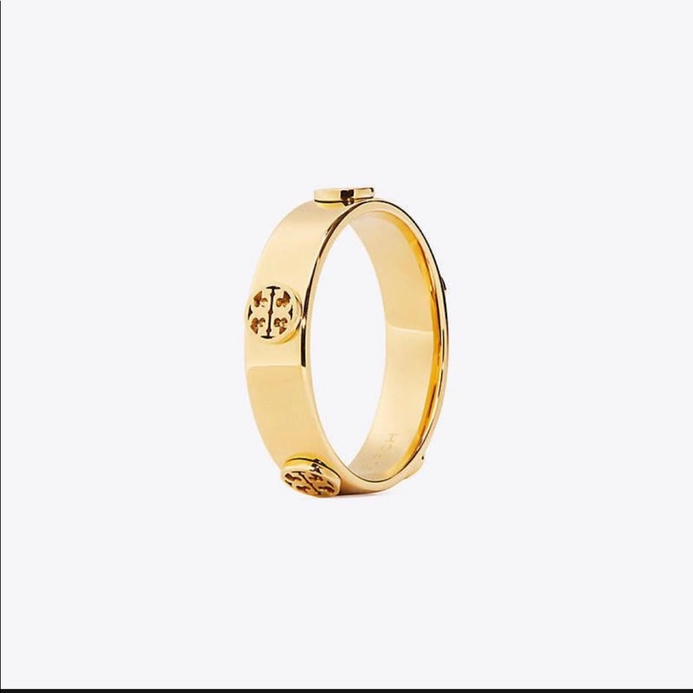 Tory Burch size 6 ring